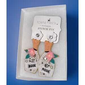 Towne & Reese Beaded Rose Wine Stitch Fix Pierced Earrings NIB
